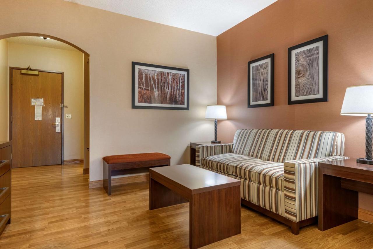 Best Western Plus Chelsea Hotel Monticello Luaran gambar