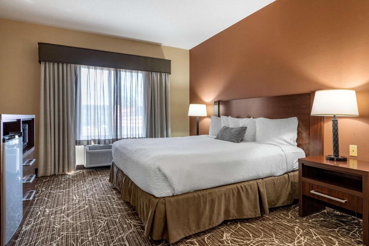 Best Western Plus Chelsea Hotel Monticello Luaran gambar
